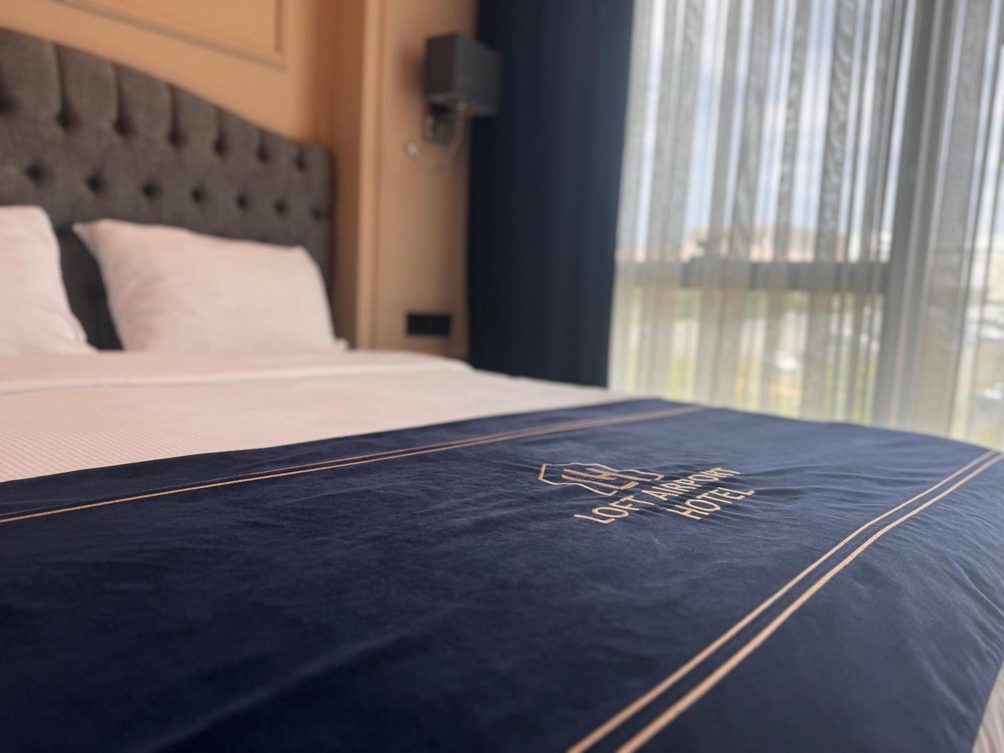 Отель Airport & Private Trasportation Istanbul Airport-by Loft